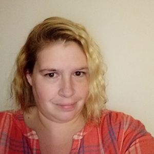 Meet your Posher, Danelle